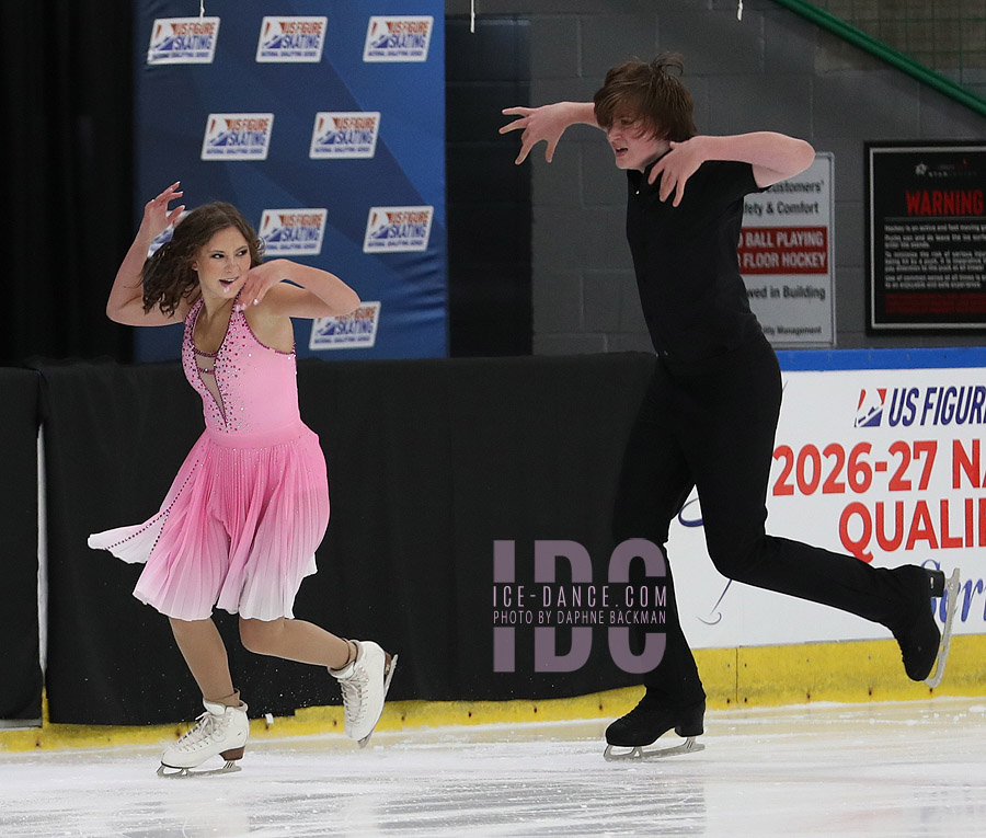 Molli Taylorson & Steven Moore