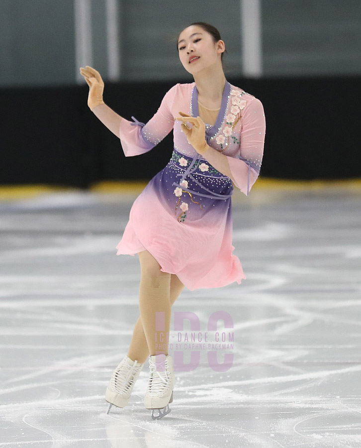 Laura Hu