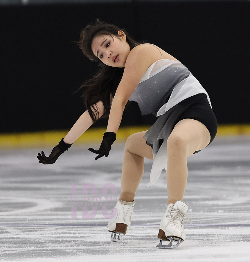 Apple Lee