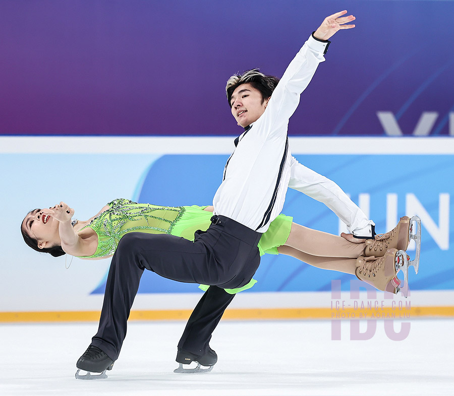 Shanjie Yin & Shirui Yang (CHN)