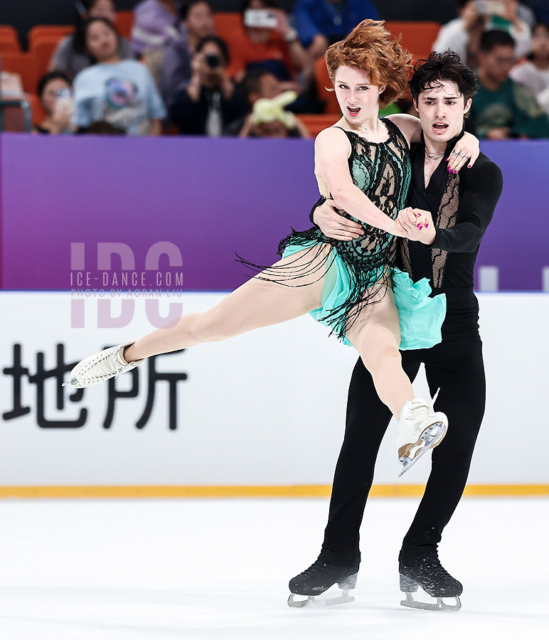 Dessie Hoewing-Moxley & Artyom Sladkov (GER)
