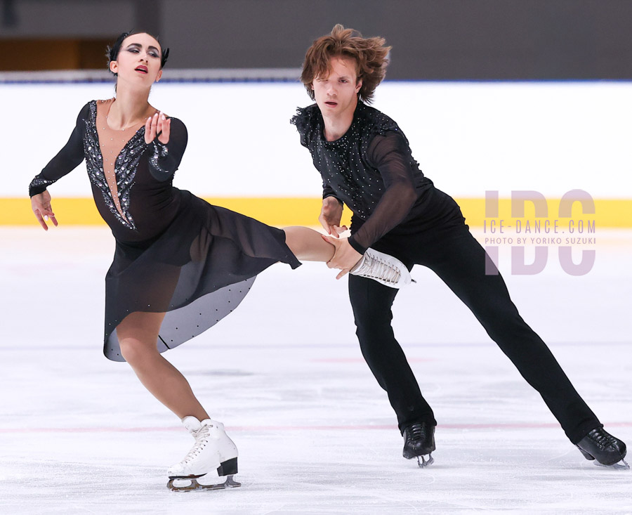 Katarina Wolfkostin & Dimitry Tsarevski (USA)