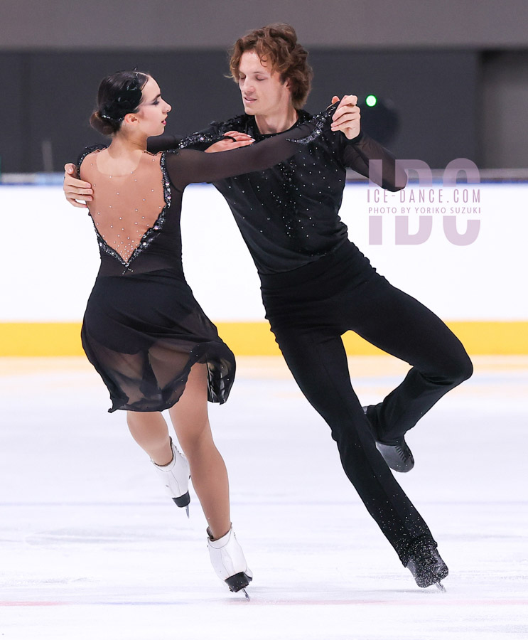 Katarina Wolfkostin & Dimitry Tsarevski (USA)