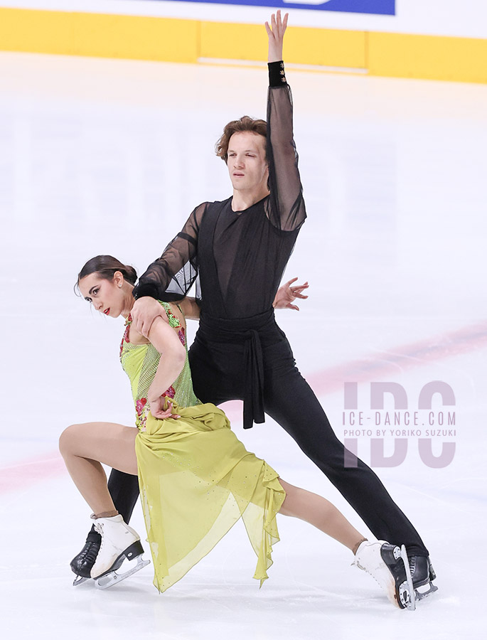 Katarina Wolfkostin & Dimitry Tsarevski (USA)