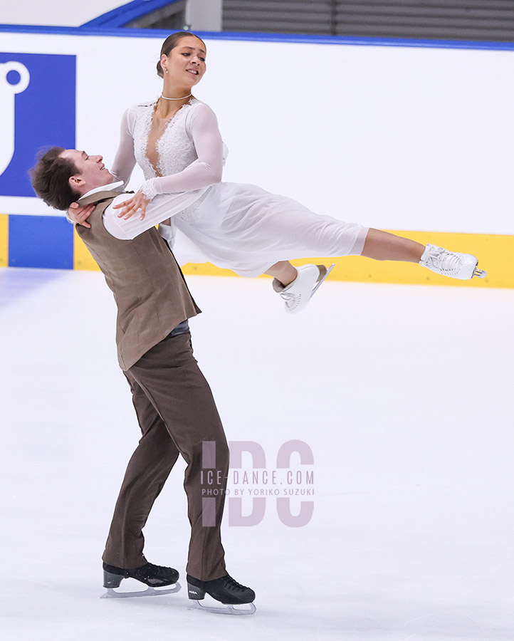 Elizaveta Pasechnik & Dario Cirisano (AIN2)
