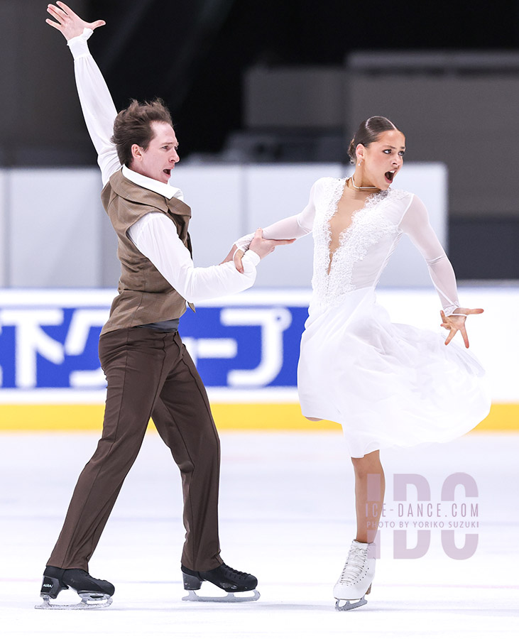 Elizaveta Pasechnik & Dario Cirisano (AIN2)