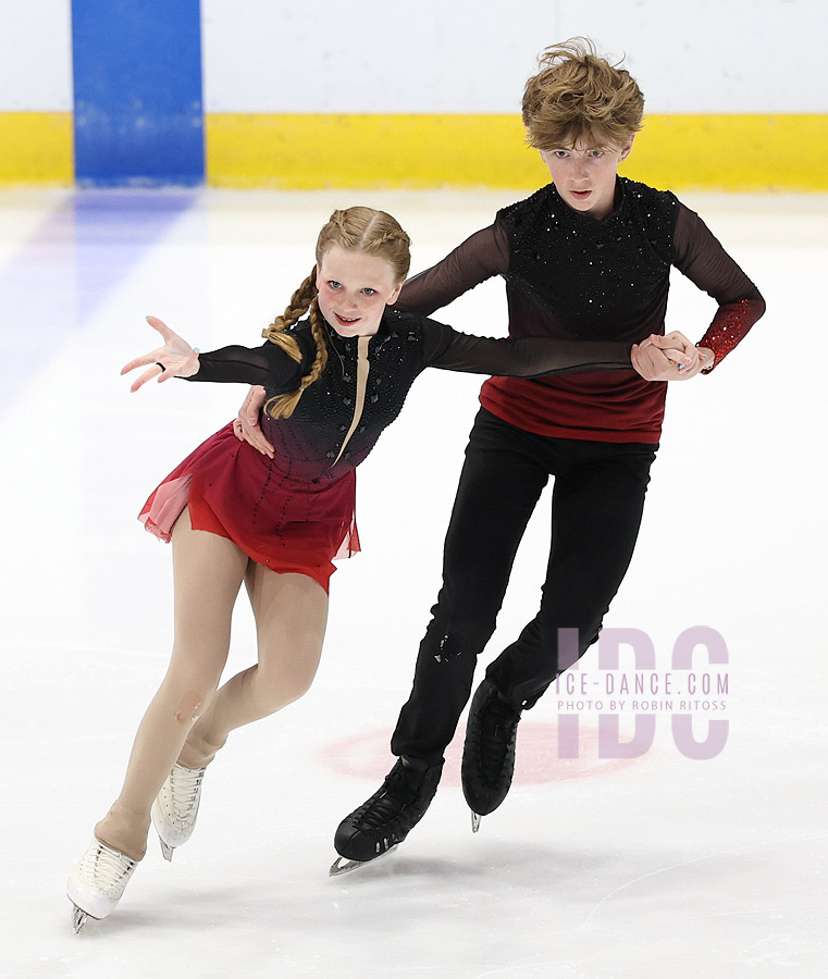 Chloe Abendroth & Jami Becker