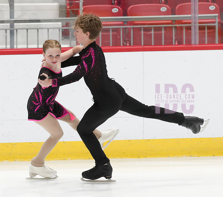 Chloe Abendroth & Jami Becker
