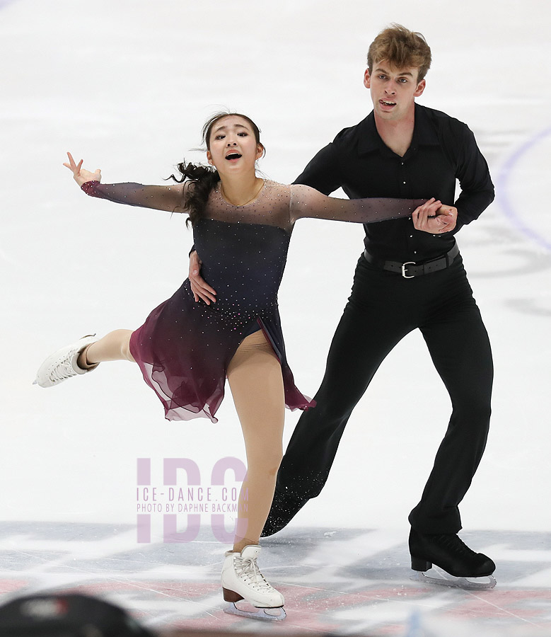 Apple Lee & Max Aydelott