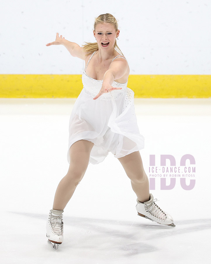 Anna MacKenzie