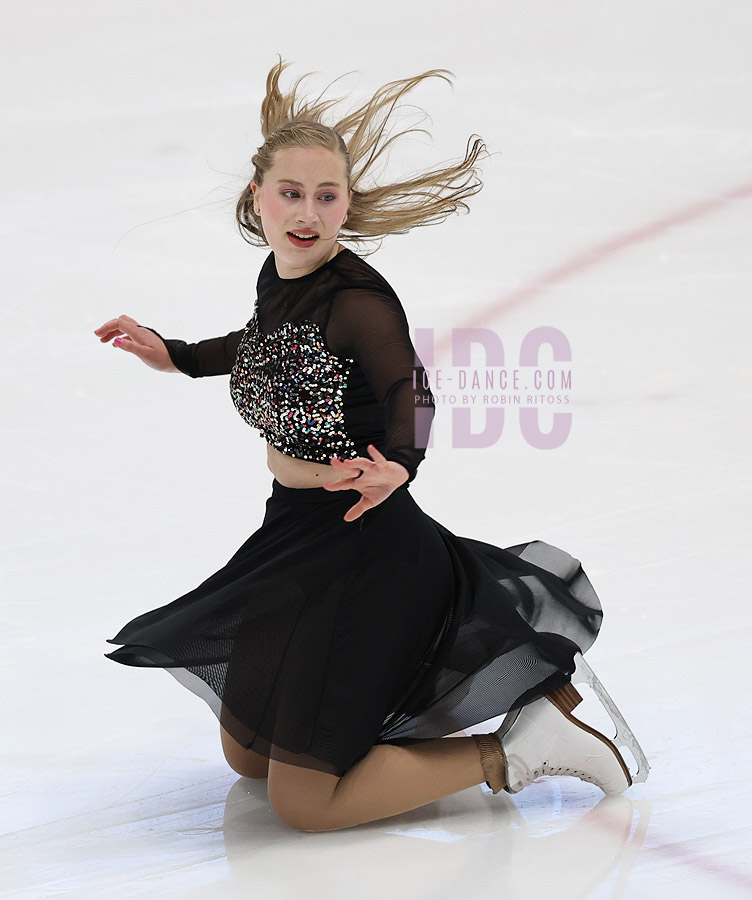 Claire Schweitzer