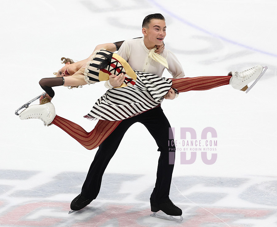 Kayla Bowman & Logan Bowman (CAN)
