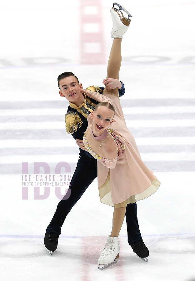 Kayla Bowman & Logan Bowman (CAN)