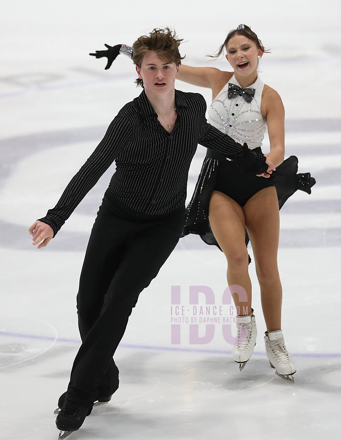 Molli Taylorson & Steven Moore (USA)