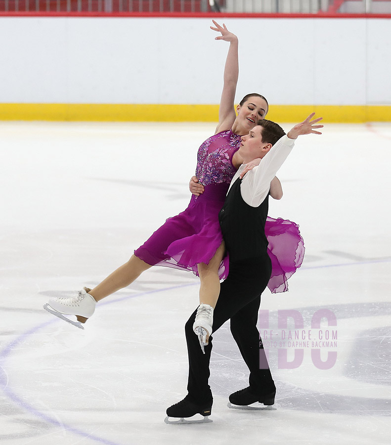 Alisa Korneva & Kieran MacDonald (CAN)