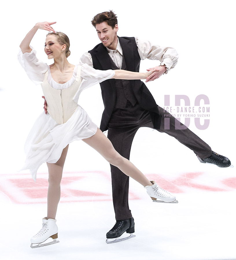 Juulia Turkkila & Matthias Versluis (FIN)