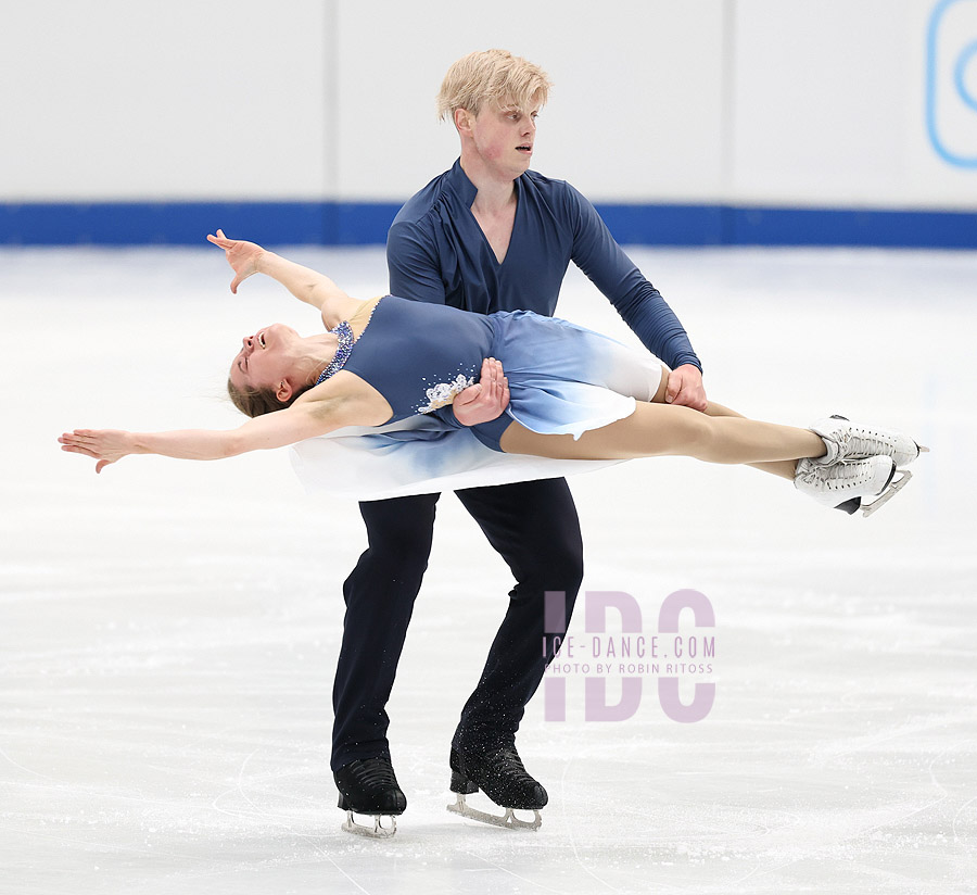 Gabriela Palomeque & Tanner White (ECU)