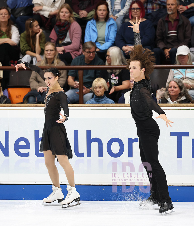Katarina Wolfkostin & Dimitry Tsarevski (USA)