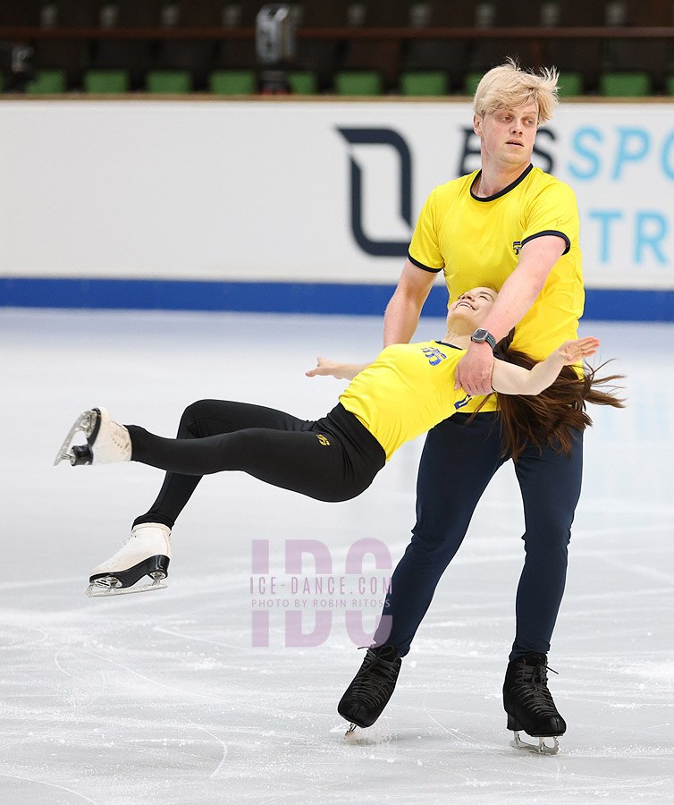 Gabriela Palomeque & Tanner White (ECU)