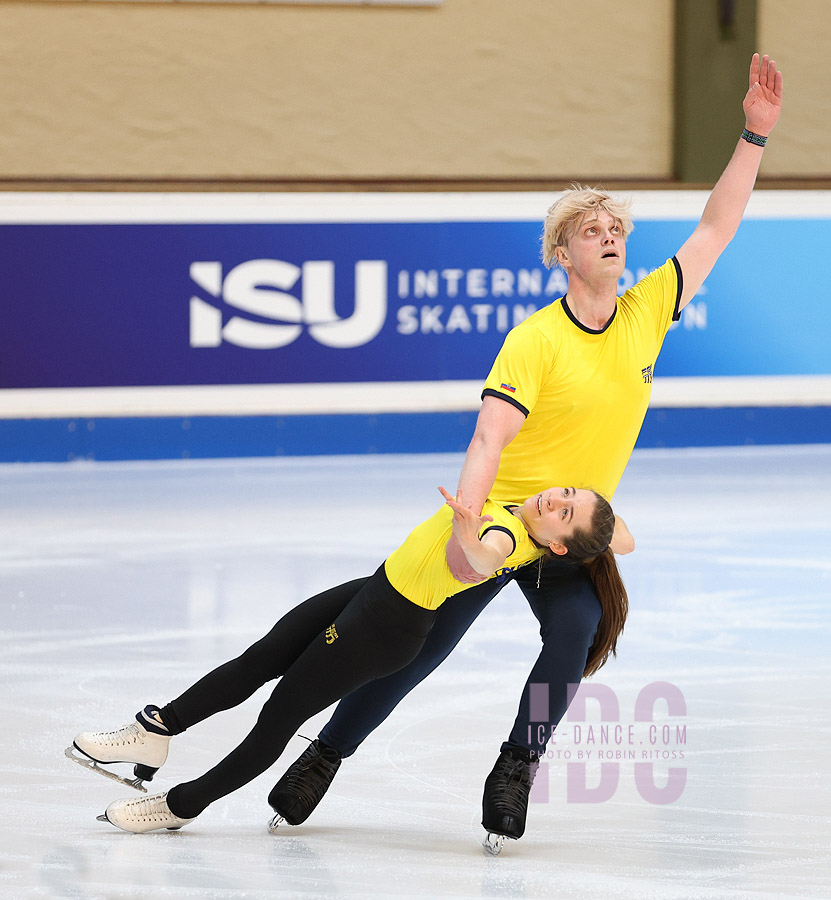 Gabriela Palomeque & Tanner White (ECU)