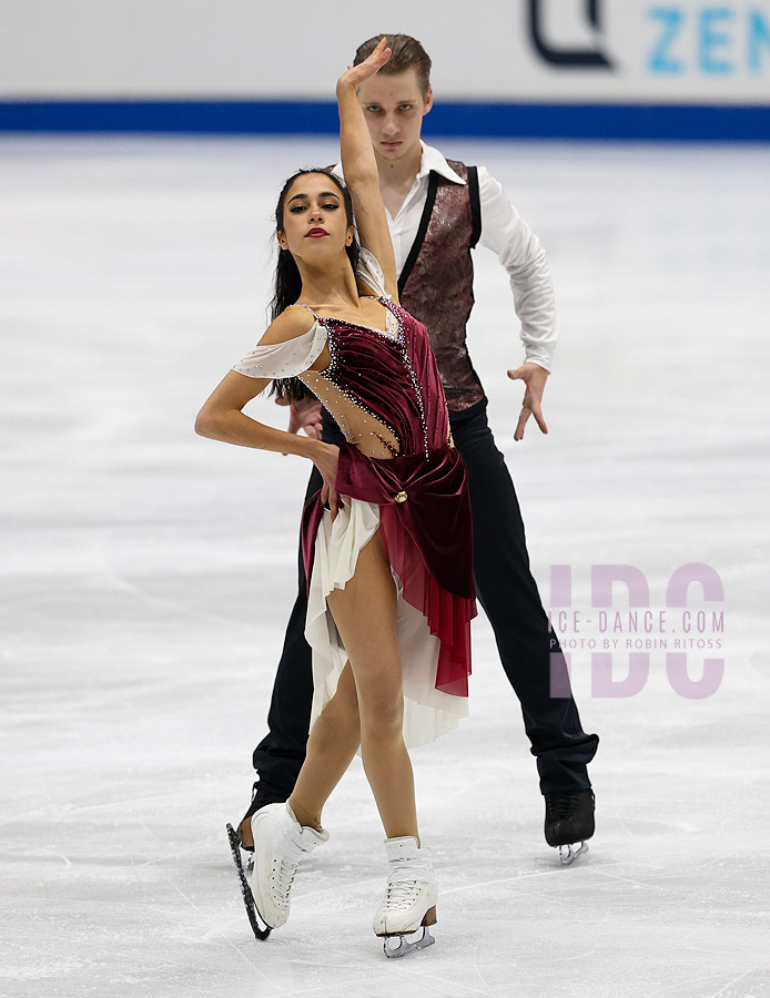 Louise Bordet & Martin Chardain (FRA)