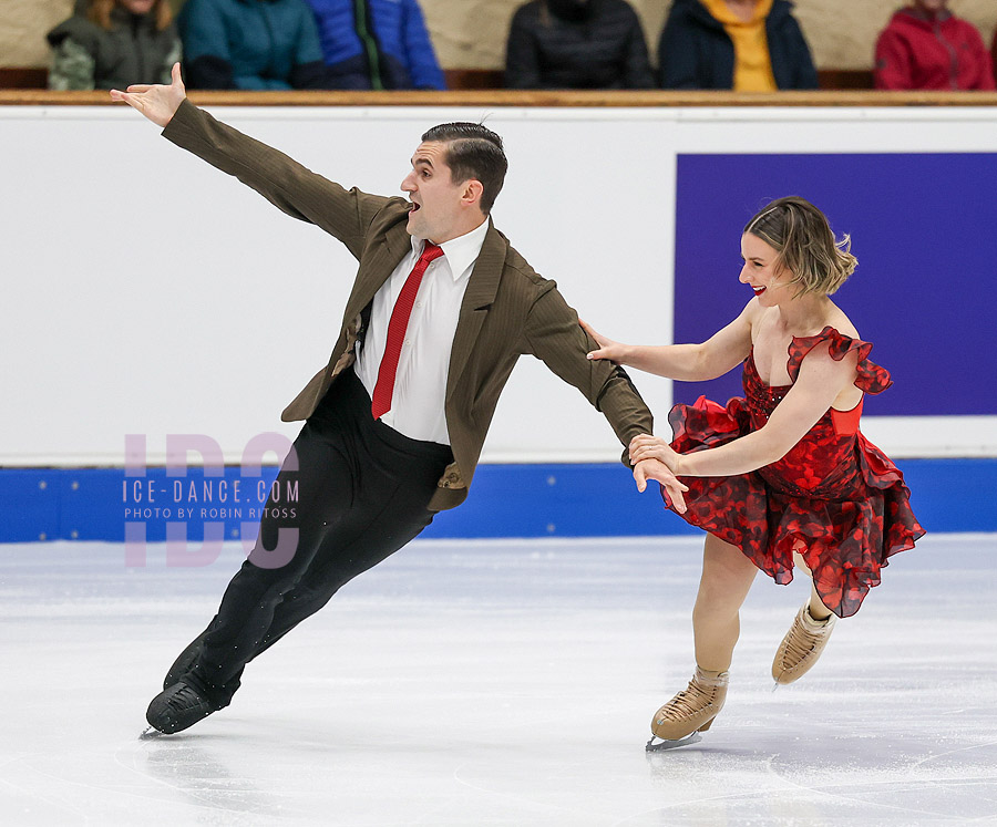 Marie-Jade Lauriault & Romain Le Gac (CAN)