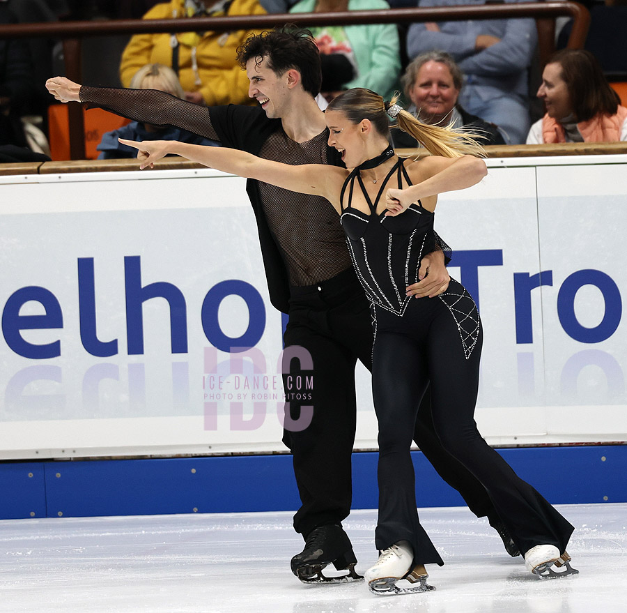 Carolina Portesi Peroni & Pietro Papetti (ITA)