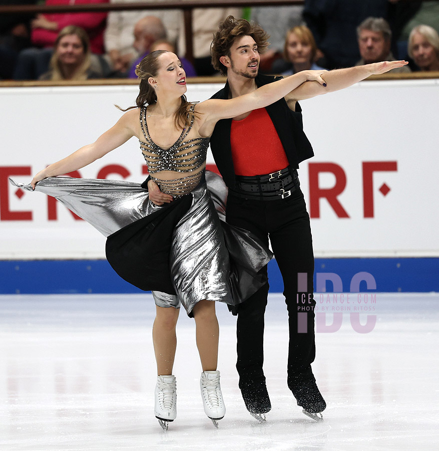 Layla Veillon & Alexander Brandys (CAN)	