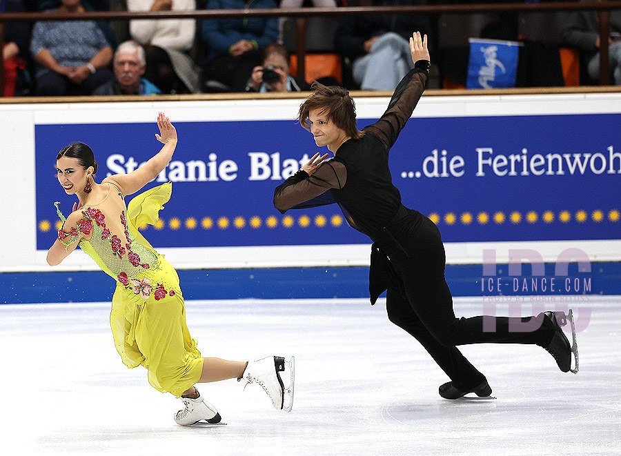 Katarina Wolfkostin & Dimitry Tsarevski (USA)	