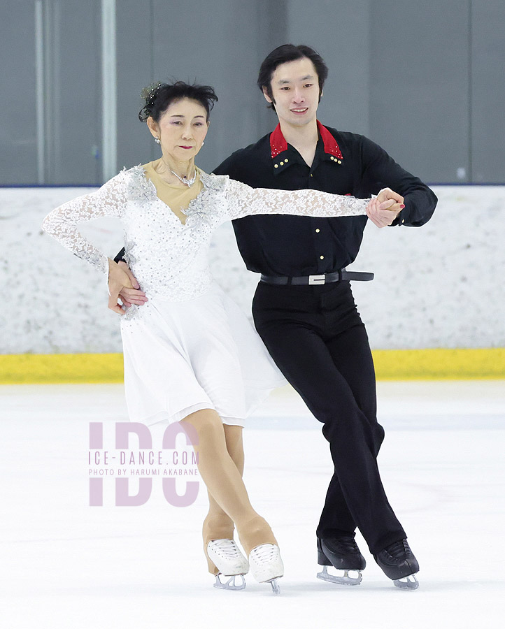 Shoko Ohno & Yoshihide Sakai