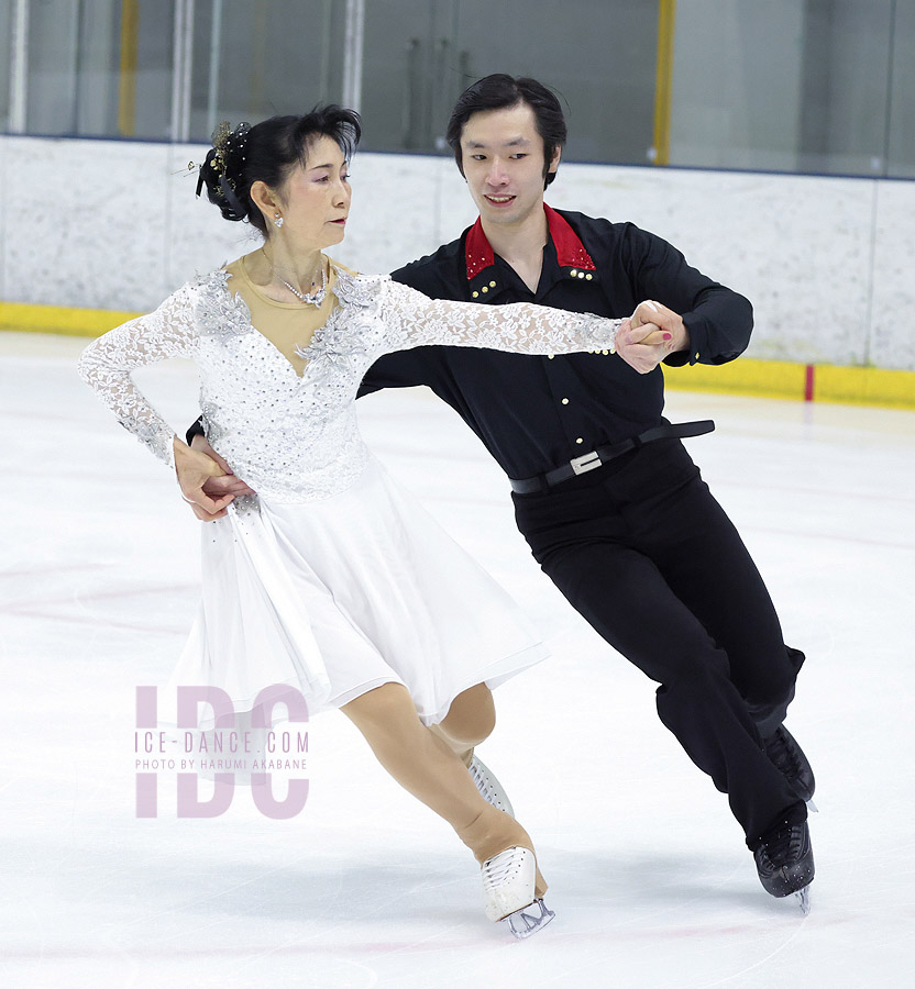 Shoko Ohno & Yoshihide Sakai