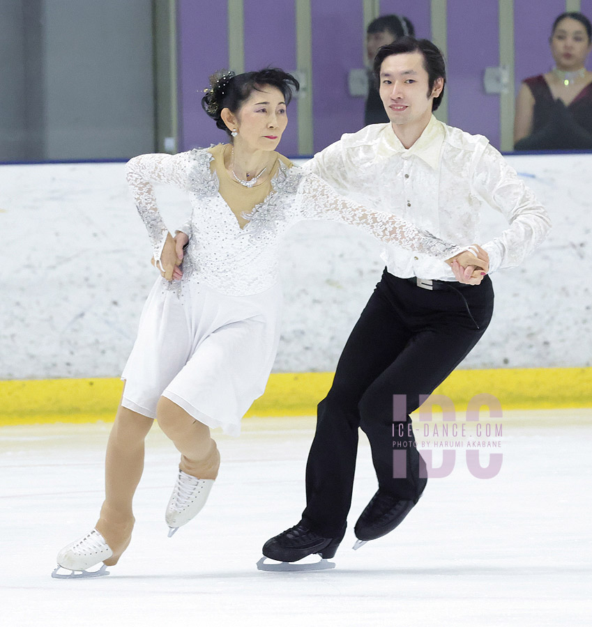 Shoko Ohno & Yoshihide Sakai