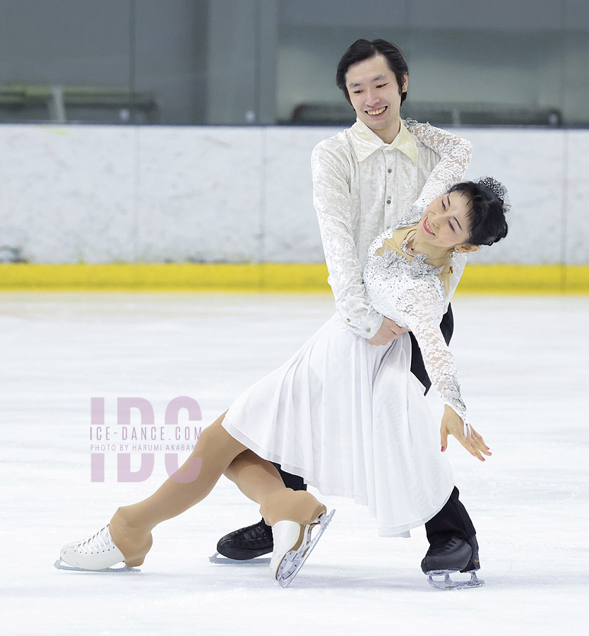 Shoko Ohno & Yoshihide Sakai