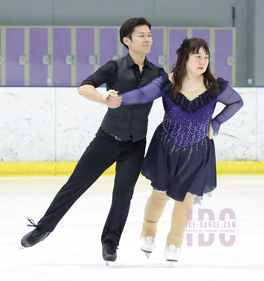 Yukiko Abe & Yoshimitsu Ikeda