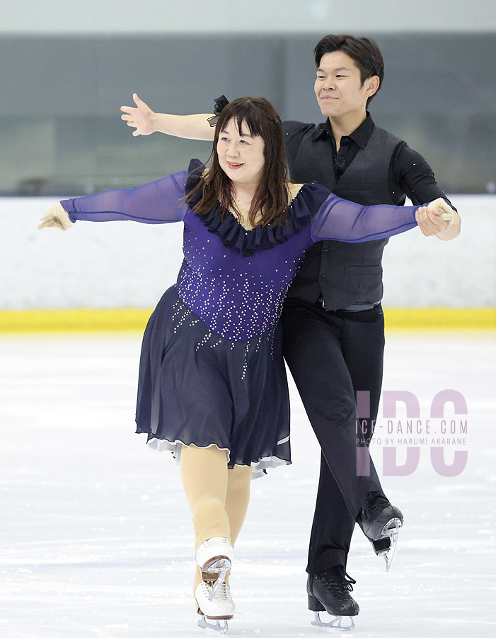 Yukiko Abe & Yoshimitsu Ikeda