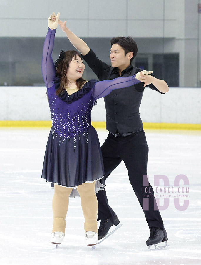 Yukiko Abe & Yoshimitsu Ikeda