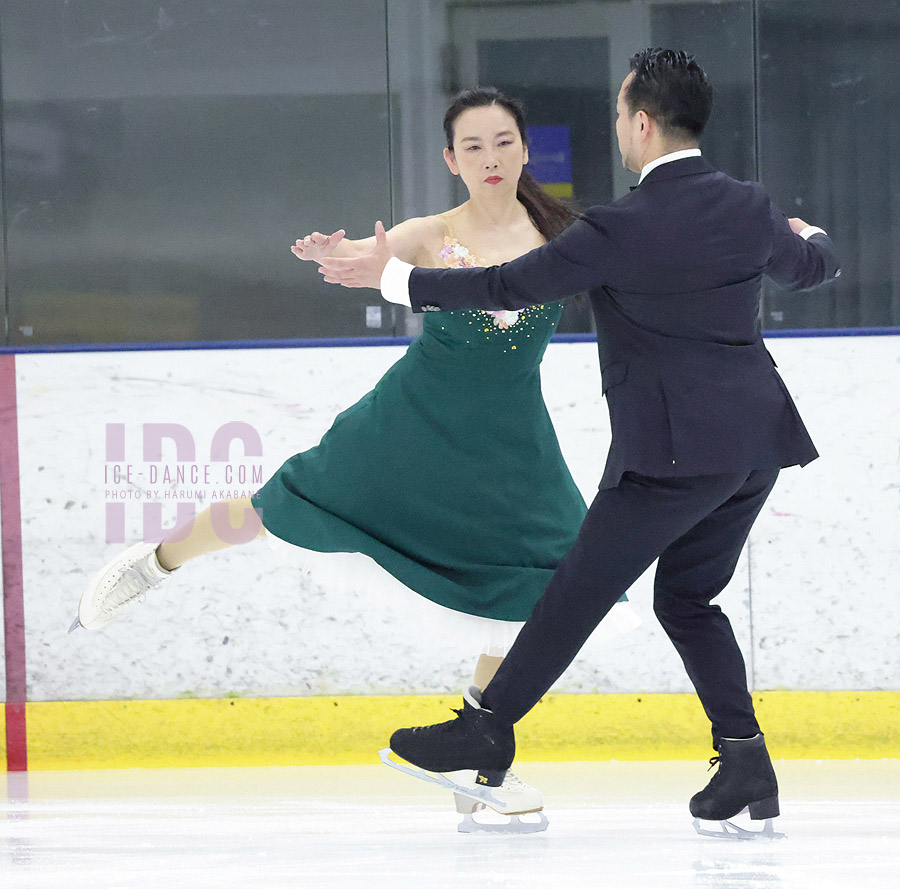 Yuriko Sato & Yuki Kobayashi