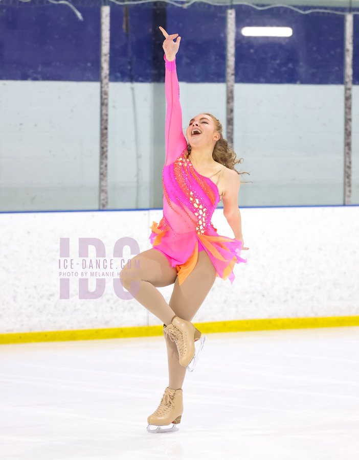 Zoe Dreis (USA)