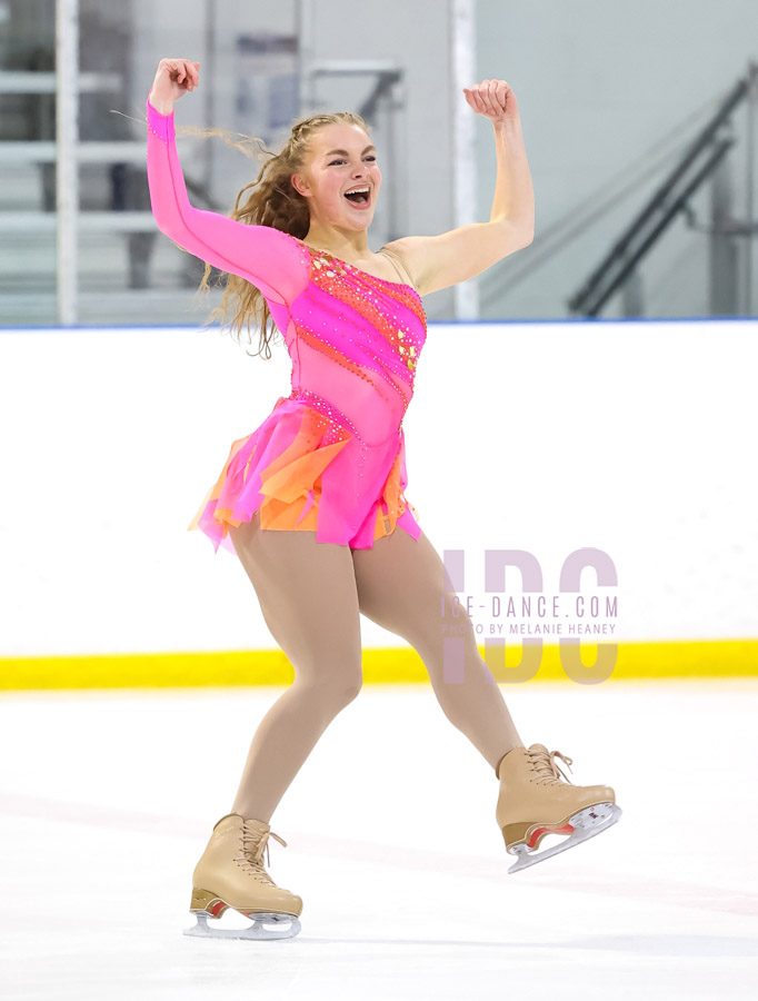 Zoe Dreis (USA)