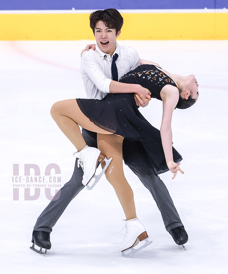 Erika Oue & Eisuke Kumano